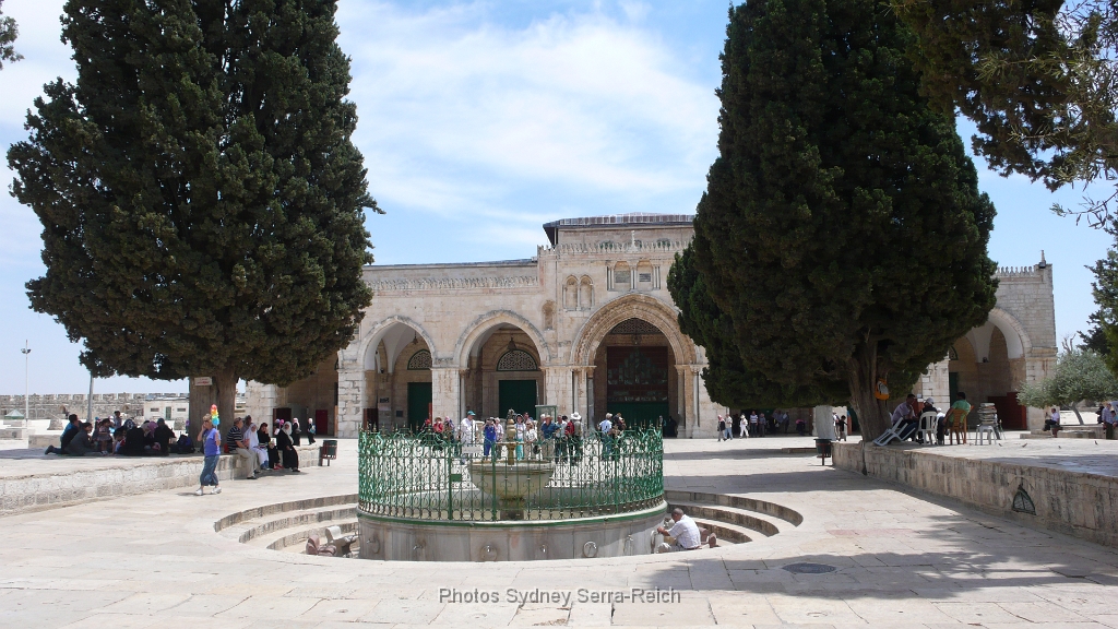 Jerusalem  juin 2011 Mosquee El Aqsa et la fontaine des ablutions.JPG - Jérusalem.  Mosquée El-Aqsa et la fontaine des ablutions. Juin 2011